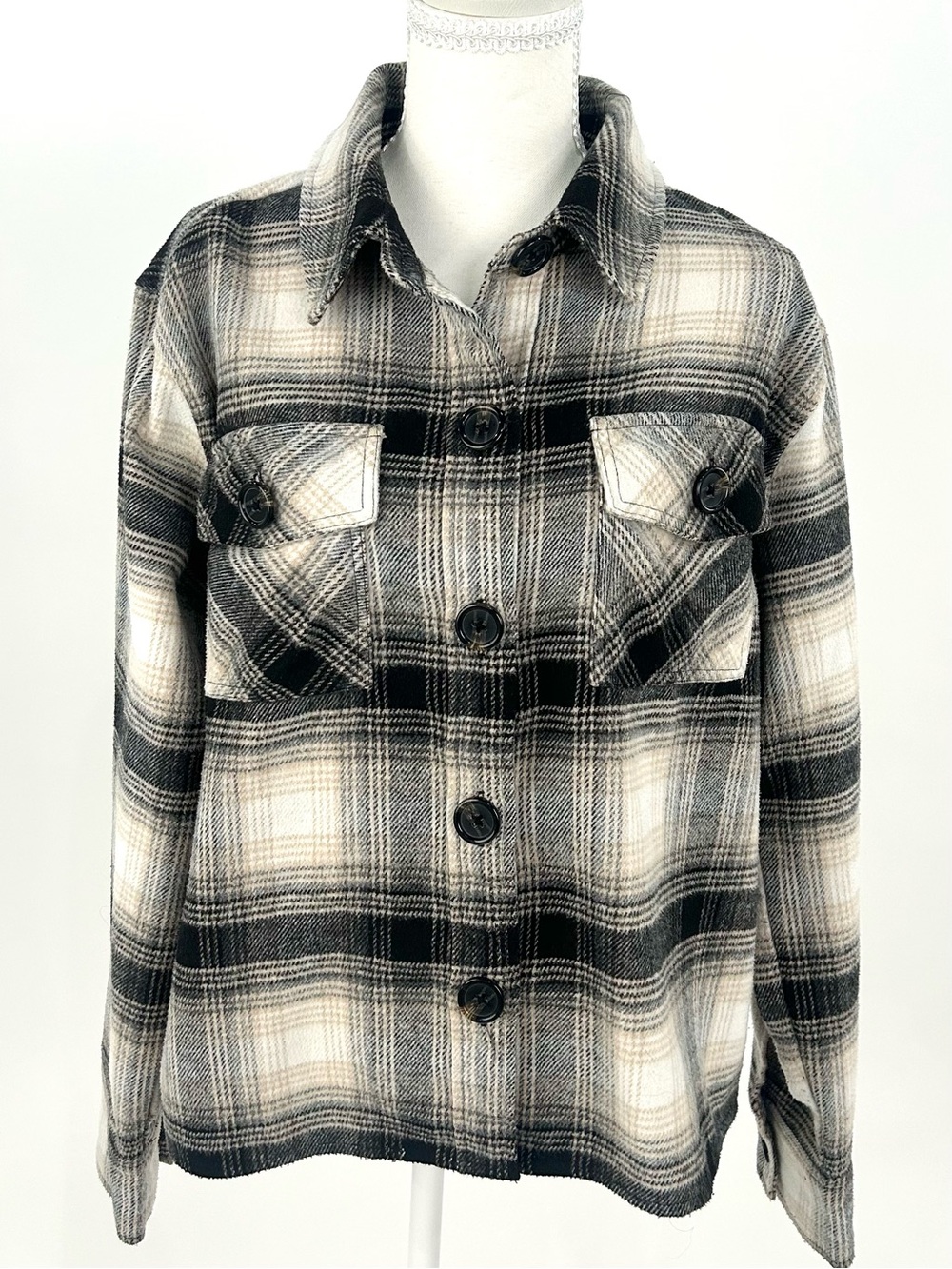 BB Dakota Steve Madden Plaid Shacket Jacket Medium Neutral Grunge Coastal